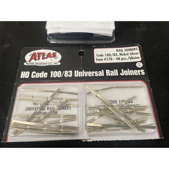 NJ Two-Track Signal Bridge Kit - Black - HO-Scale and Universal Rail joiners - Picture 4 of 7